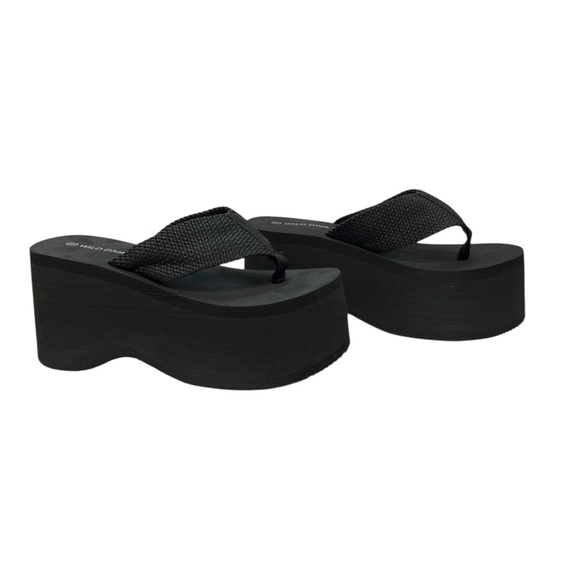 Wild Diva Women's Chunky Black Platform Sandals Felda-01 - Picture 4 of 5